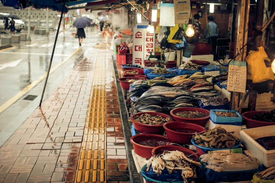 A fishmonger's stall in Suwon Province, South Korea.